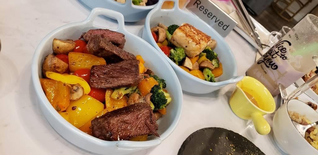 Dazi Lounge & Kitchen | restaurant | 2273 Dundas St W Unit 17, Mississauga, ON L5K 2L8, Canada | 6478068883 OR +1 647-806-8883