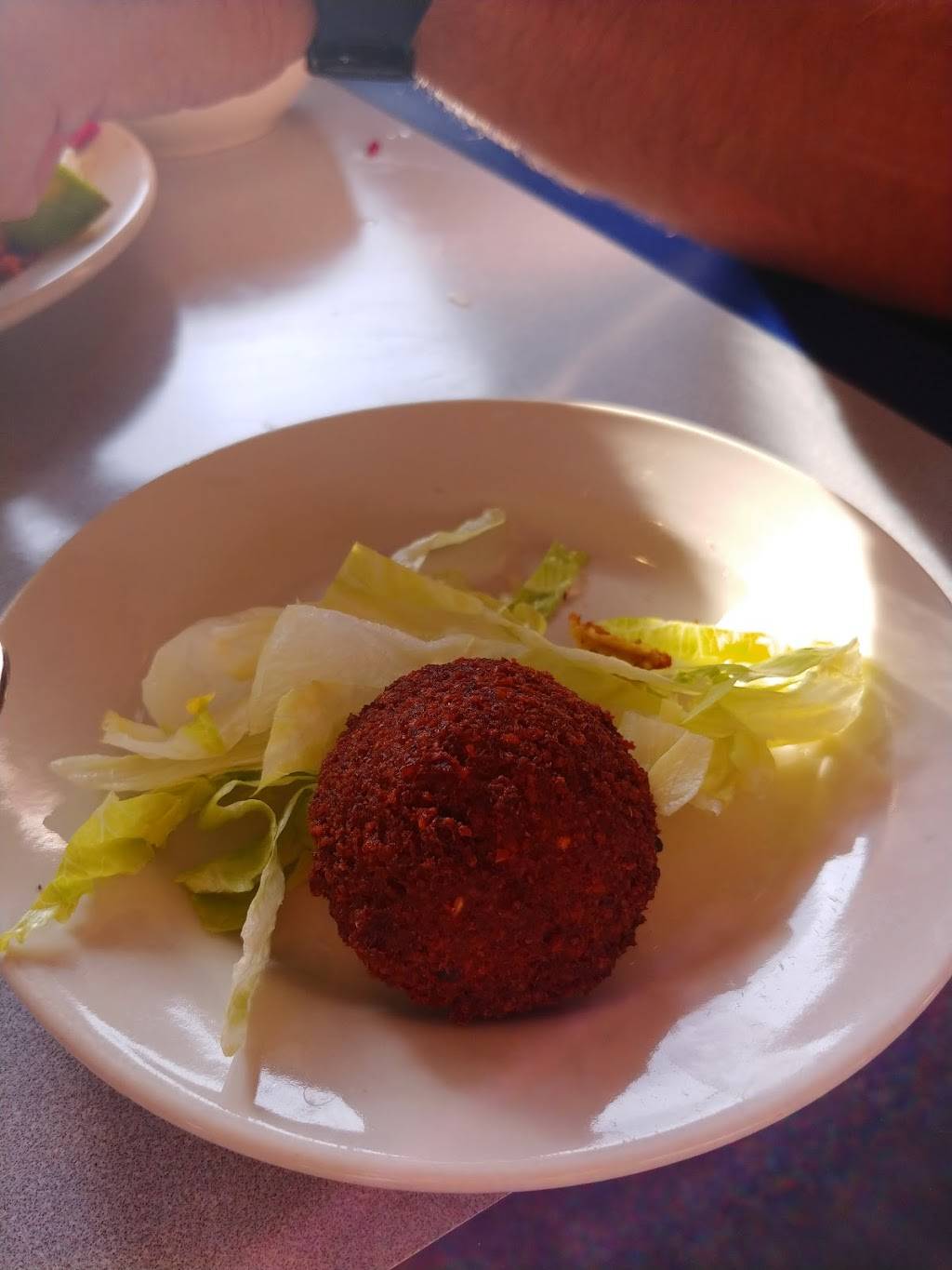 Shawarma Inn | restaurant | 2011 N Damen Ave, Chicago, IL 60647, USA | 7732357777 OR +1 773-235-7777