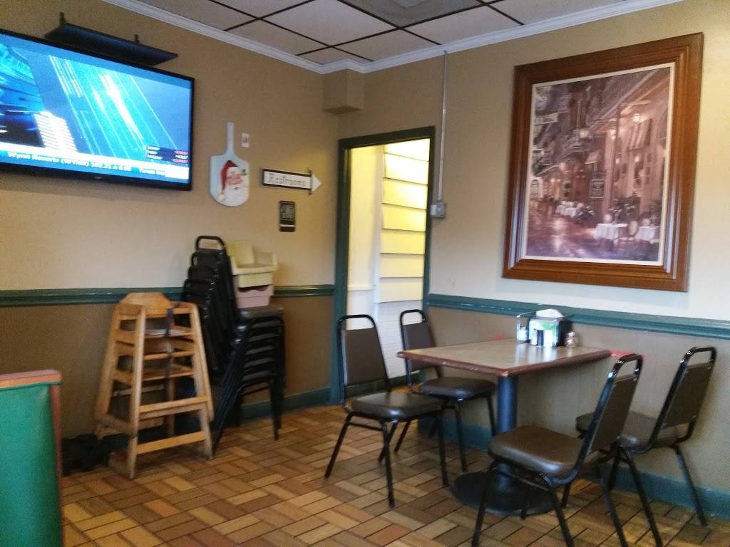 Mamas Pizza Express of Cornelius | restaurant | 19741 S Main St, Cornelius, NC 28031, USA | 7048923305 OR +1 704-892-3305