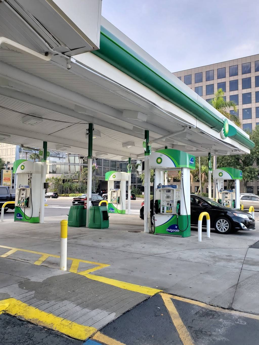 BP | restaurant | 4843 W Kennedy Blvd, Tampa, FL 33609, USA | 8132892511 OR +1 813-289-2511