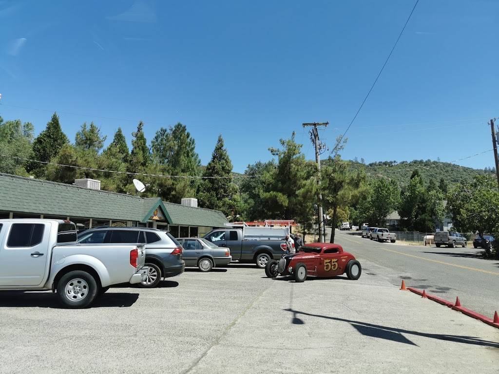 Shortstop Sandwiches | meal takeaway | 5110 Jessie St, Mariposa, CA 95338, USA | 2099667447 OR +1 209-966-7447