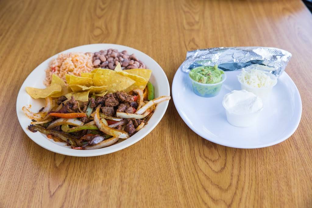 Una Mas Mexican Grill San Jose - 1st St | restaurant | 2559 N 1st St, San Jose, CA 95131, USA | 4089438226 OR +1 408-943-8226