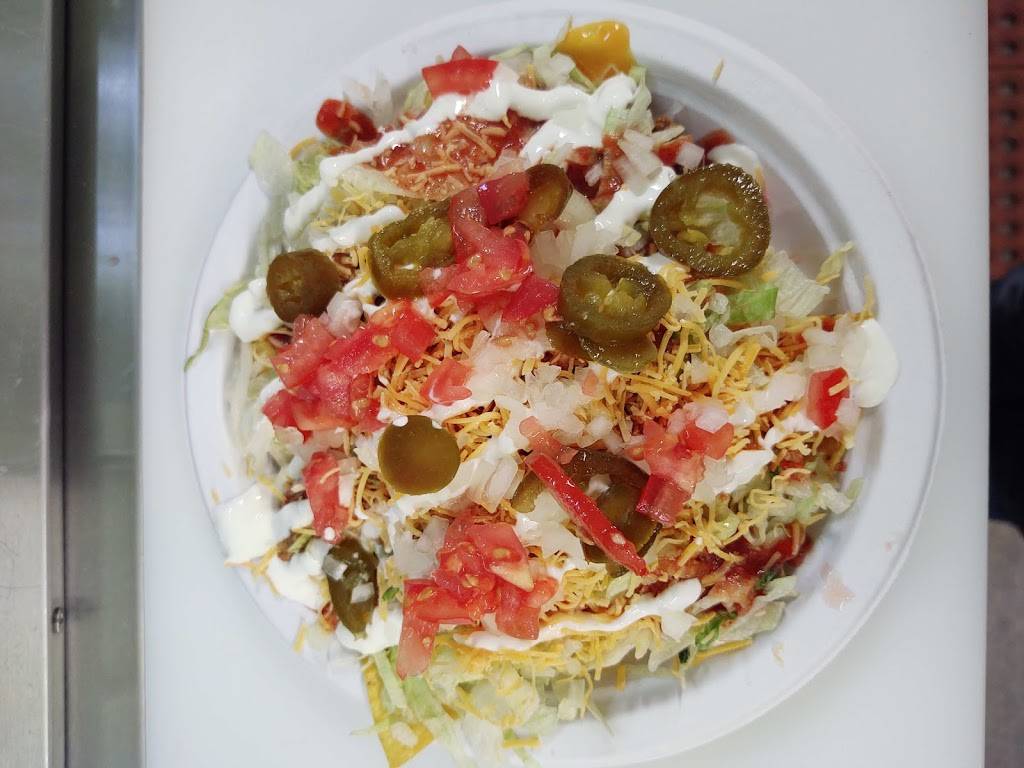 El-Dee Plus | restaurant | 203 West Ave S, Lyons, KS 67554, USA | 6205092205 OR +1 620-509-2205