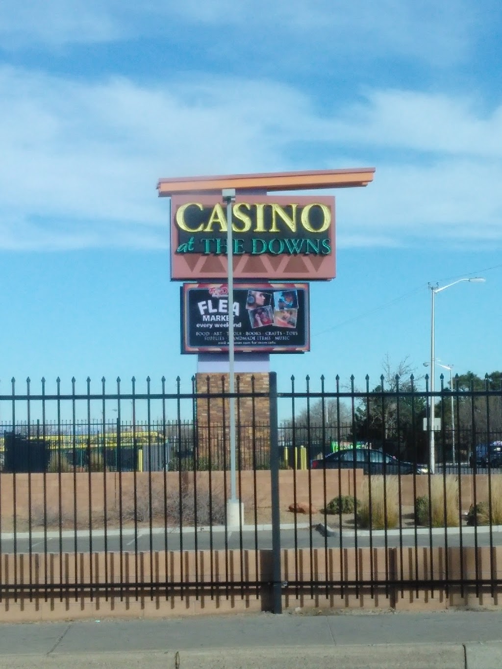 The Crown Room | restaurant | 145 Louisiana Blvd NE, Albuquerque, NM 87108, USA | 5057677180 OR +1 505-767-7180