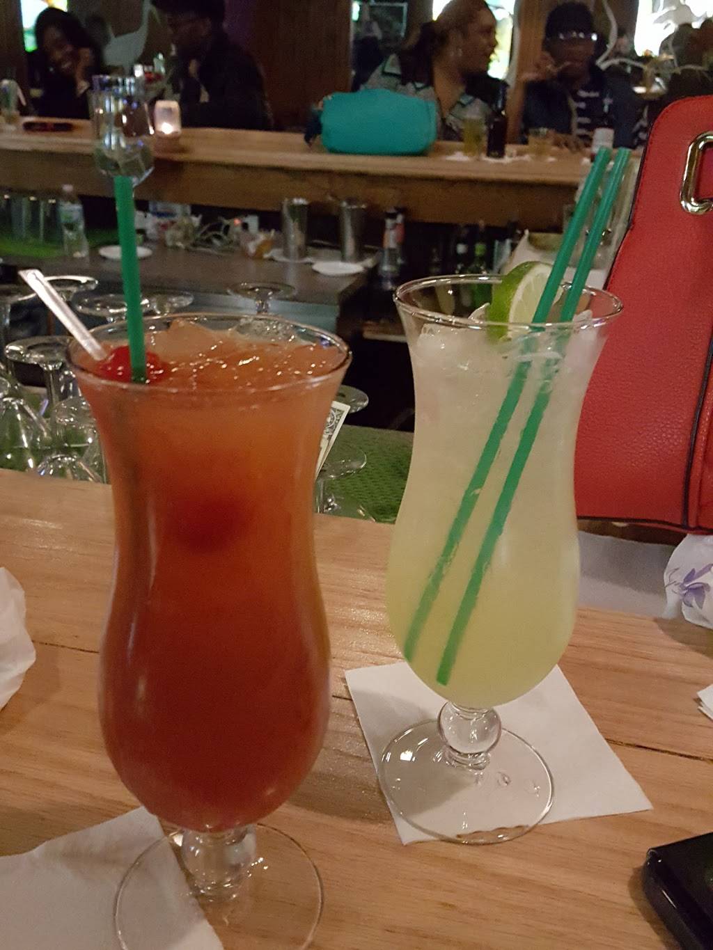 Oak Leaf Lounge | restaurant | 7412 Harrison St, Forest Park, IL 60130, USA | 7083660059 OR +1 708-366-0059