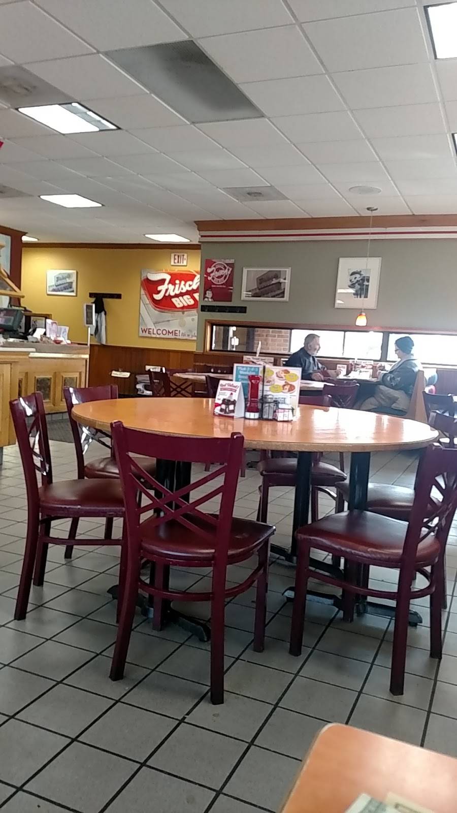 Frischs Big Boy | restaurant | 2322 W State St, Fremont, OH 43420, USA | 4193328244 OR +1 419-332-8244