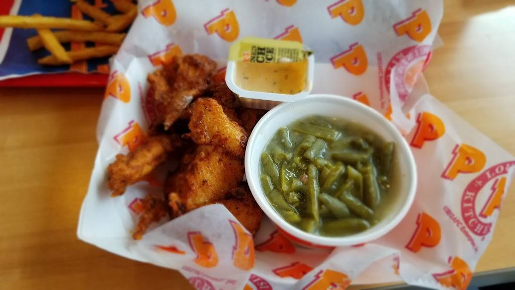 Popeyes Louisiana Kitchen | restaurant | 8151 S Interstate 35, Corinth, TX 76210, USA | 9403412094 OR +1 940-341-2094
