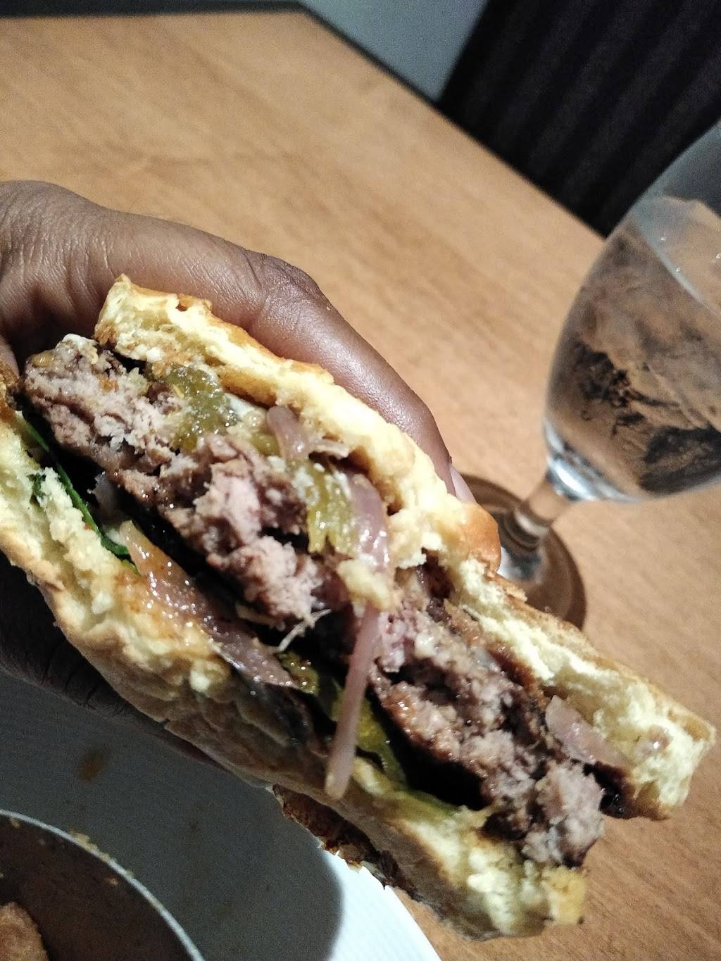 Fireside Grill | restaurant | 8330 Riverside Pkwy, Tulsa, OK 74137, USA | 8887483731 OR +1 888-748-3731