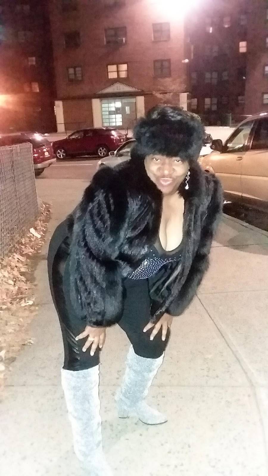 Lorraines Bar & Grill | restaurant | 1410 Unionport Rd, Bronx, NY 10462, USA | 7186756462 OR +1 718-675-6462