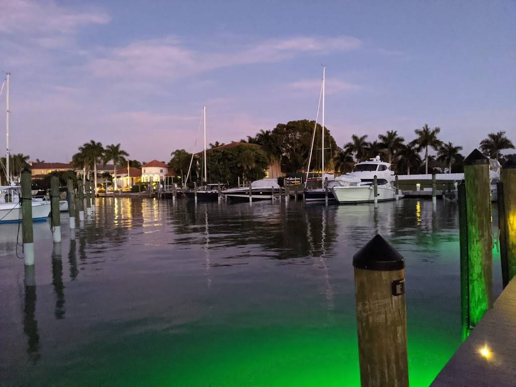Bird Key Yacht Club | restaurant | 301 Bird Key Dr, Sarasota, FL 34236, USA | 9419534455 OR +1 941-953-4455