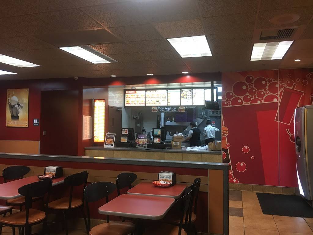 Jack in the Box | restaurant | 13449 Baseline Ave, Fontana, CA 92336, USA | 9094636434 OR +1 909-463-6434