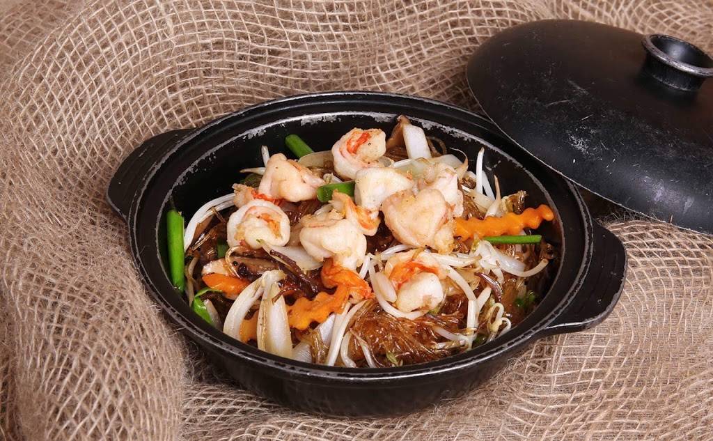 Four Seasons Restaurant | restaurant | 6767 Wilson Blvd, Falls Church, VA 22044, USA | 7035338388 OR +1 703-533-8388