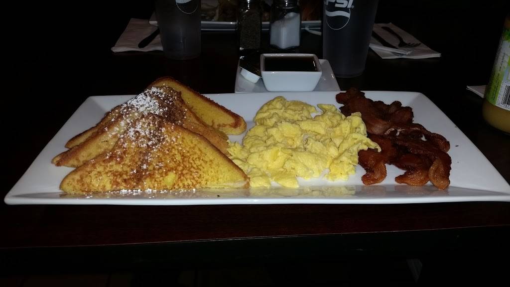 Joes Top Dog Restaurant & Bar | restaurant | 13342 Michigan Ave, Dearborn, MI 48126, USA | 3138460888 OR +1 313-846-0888