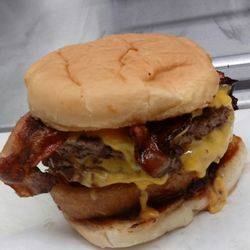 Uncle Franks Grill | restaurant | 305 N Union Rd, Manteca, CA 95337, USA | 2098252501 OR +1 209-825-2501