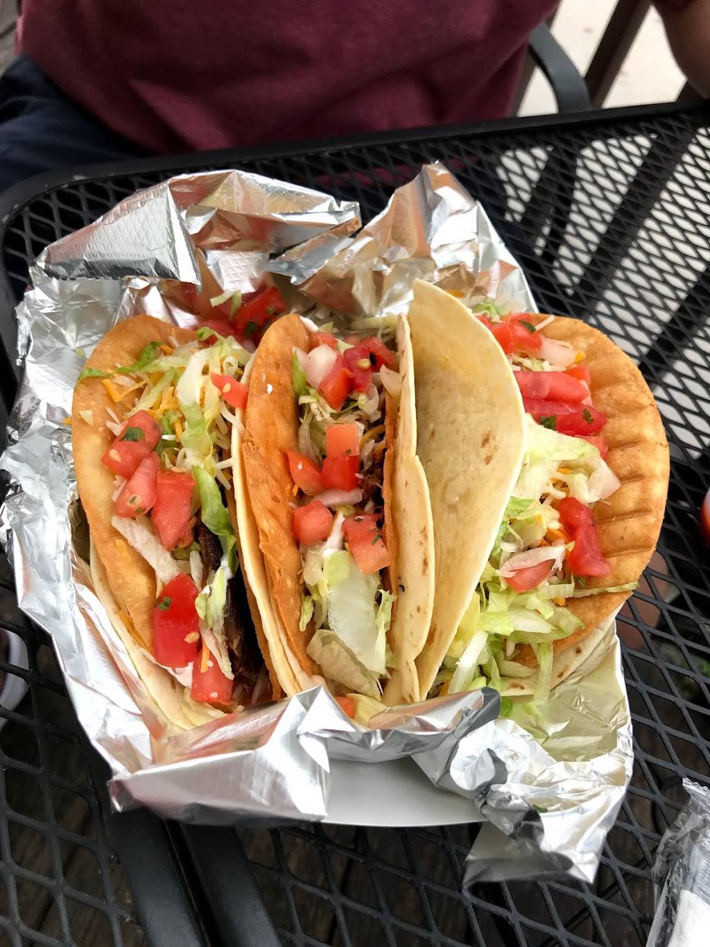 Gringos Locos Robinson | restaurant | 2406 E Robinson St, Orlando, FL 32803, USA | 4078965626 OR +1 407-896-5626