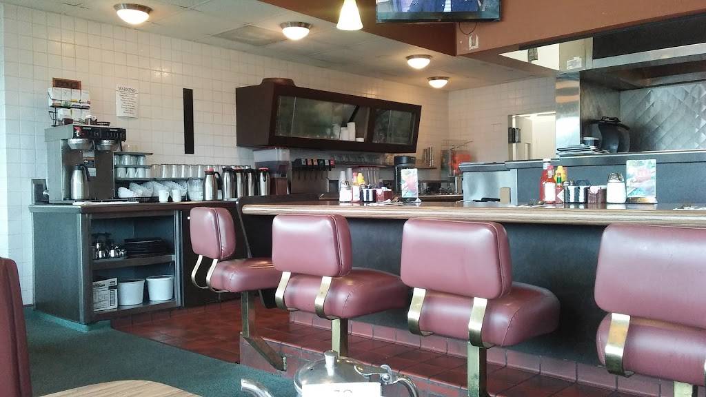 Boulevard Cafe & Grill | restaurant | 1096 Petaluma Blvd N, Petaluma, CA 94952, USA | 7077730925 OR +1 707-773-0925