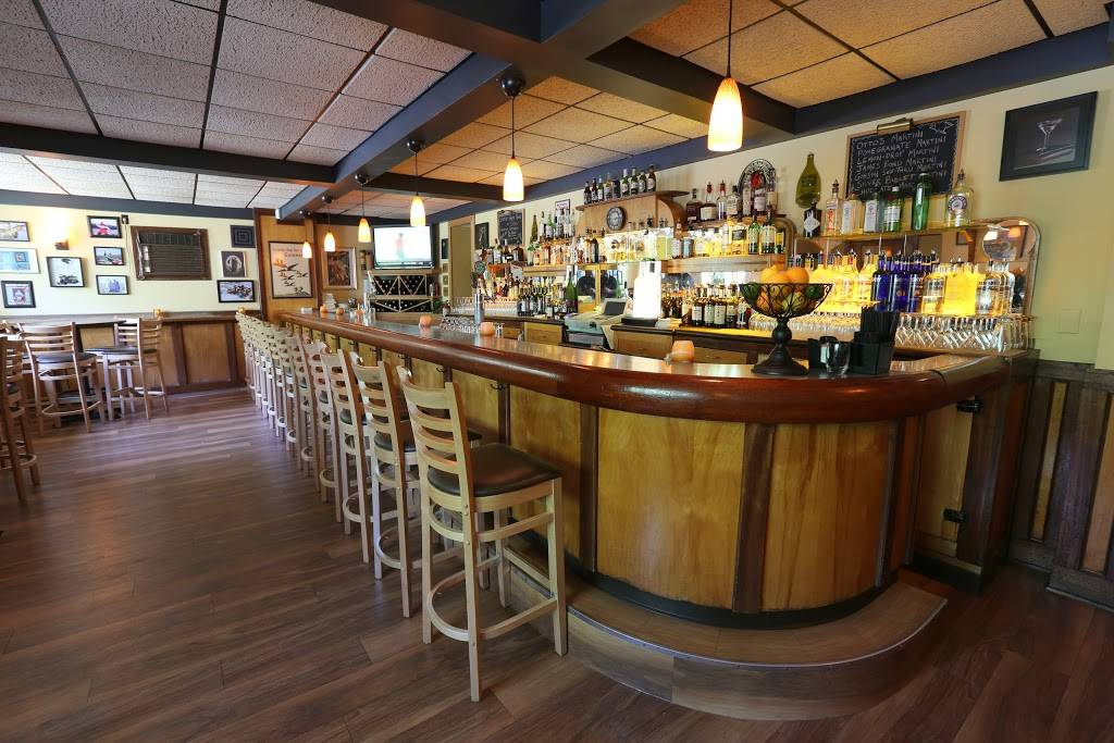 Ottos Restaurant & Bar | restaurant | 6405 Mineral Point Rd, Madison, WI 53705, USA | 6082744044 OR +1 608-274-4044