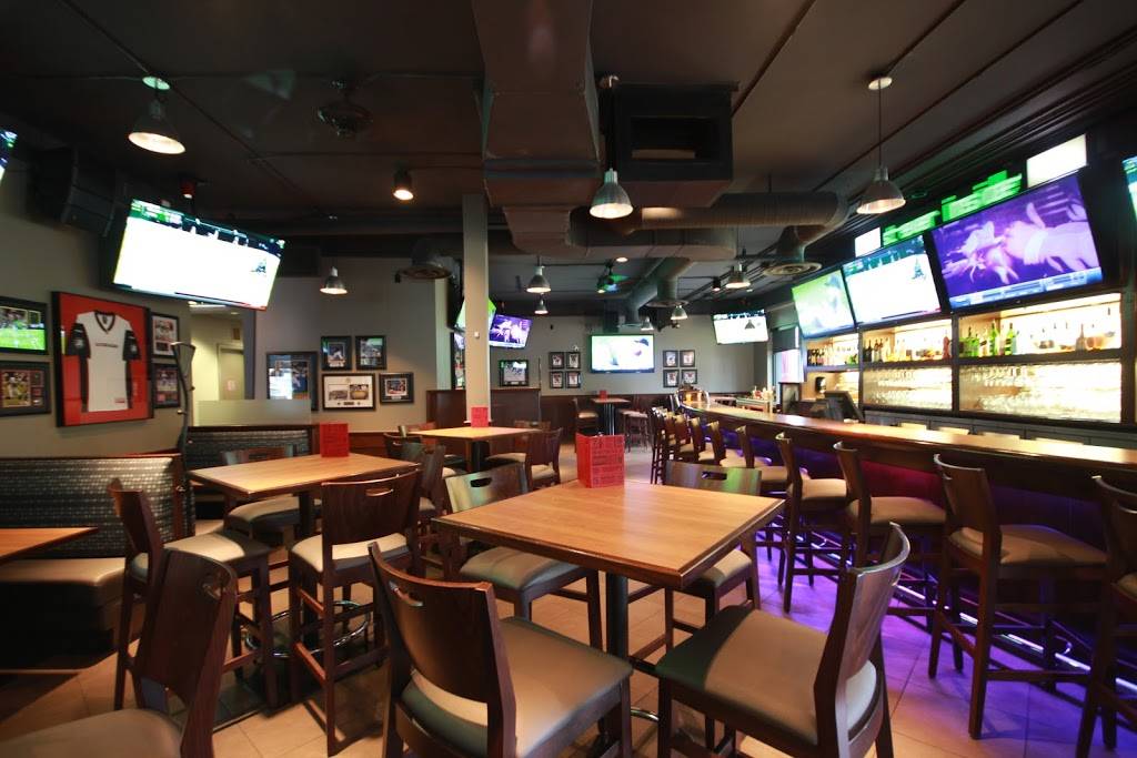 Boston Pizza | restaurant | 1681 Greenbank Rd, Barrhaven, ON K2J 4Y6, Canada | 6138251414 OR +1 613-825-1414