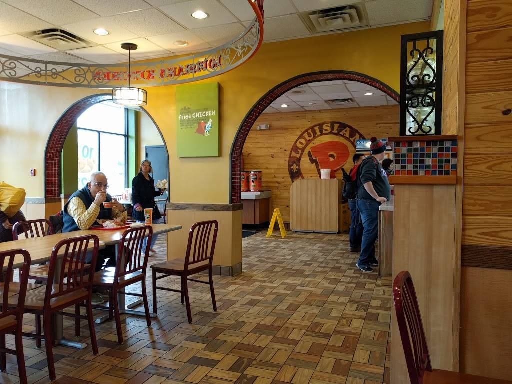 Popeyes Louisiana Kitchen | restaurant | 4309 Wisconsin Ave NW, Washington, DC 20016, USA | 2029666131 OR +1 202-966-6131