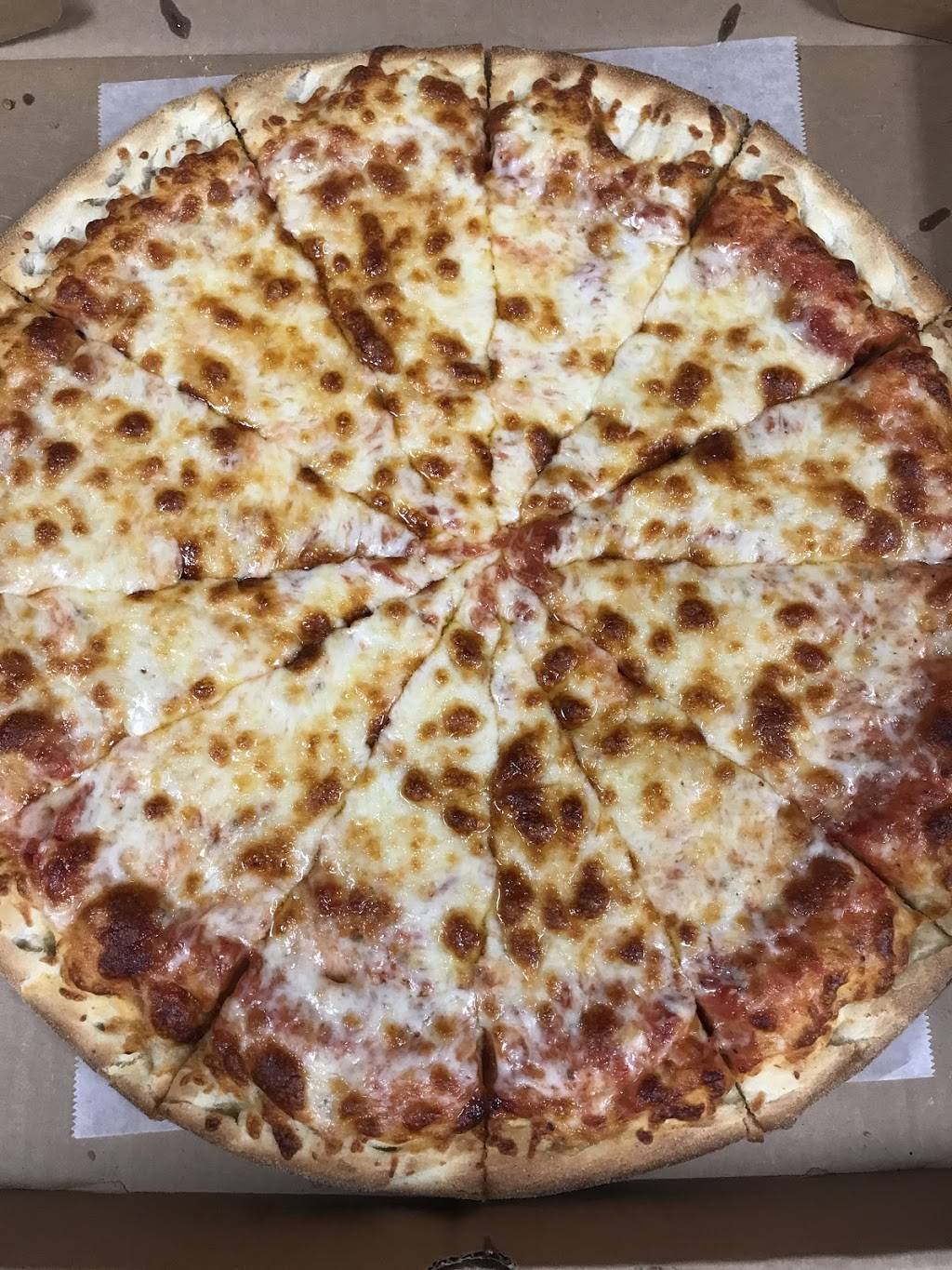 Liberty Pizza | restaurant | 308 North St, Pittsfield, MA 01201, USA | 4134997779 OR +1 413-499-7779