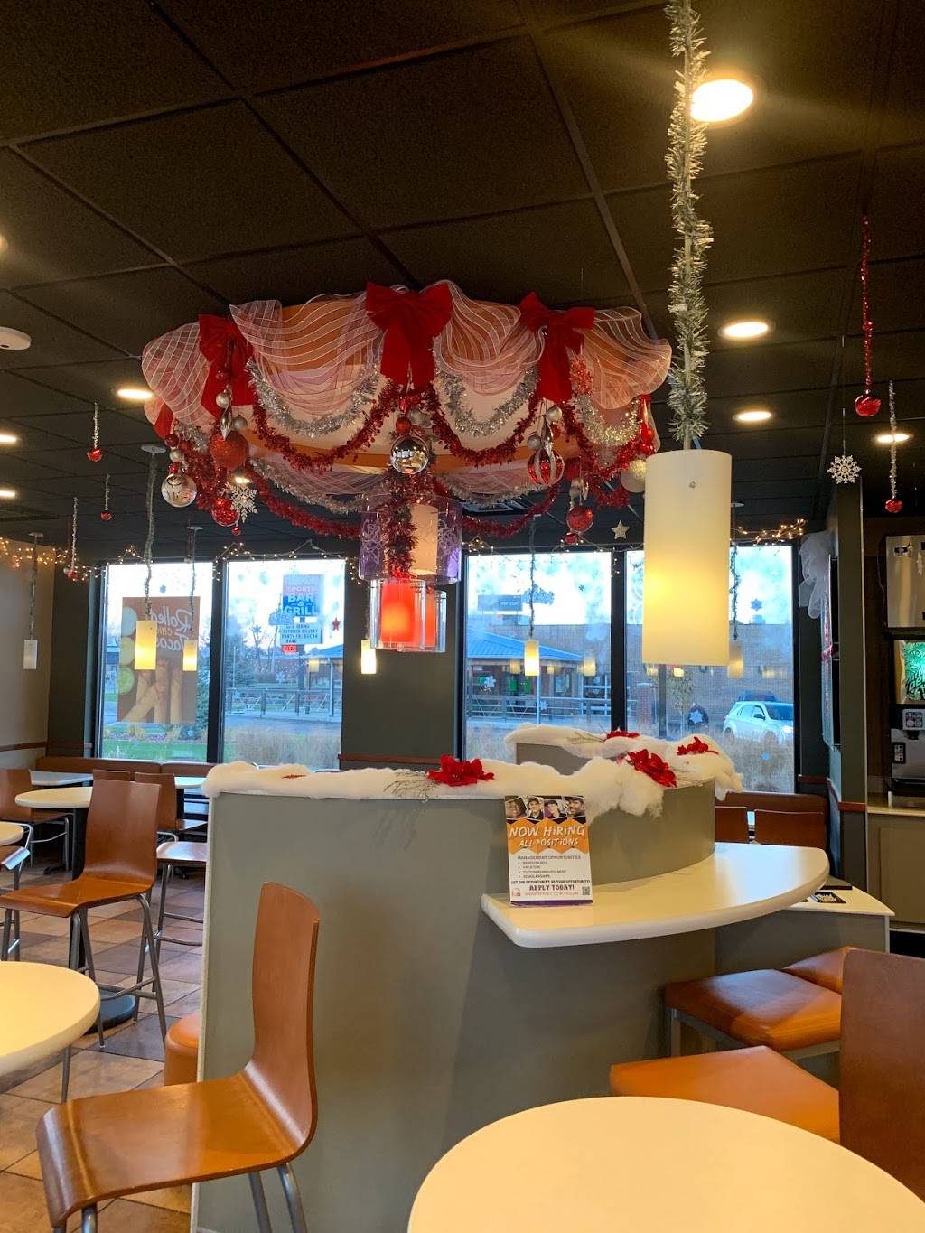 Taco Bell | meal takeaway | 15055 Middlebelt Rd, Livonia, MI 48154, USA | 7344276080 OR +1 734-427-6080