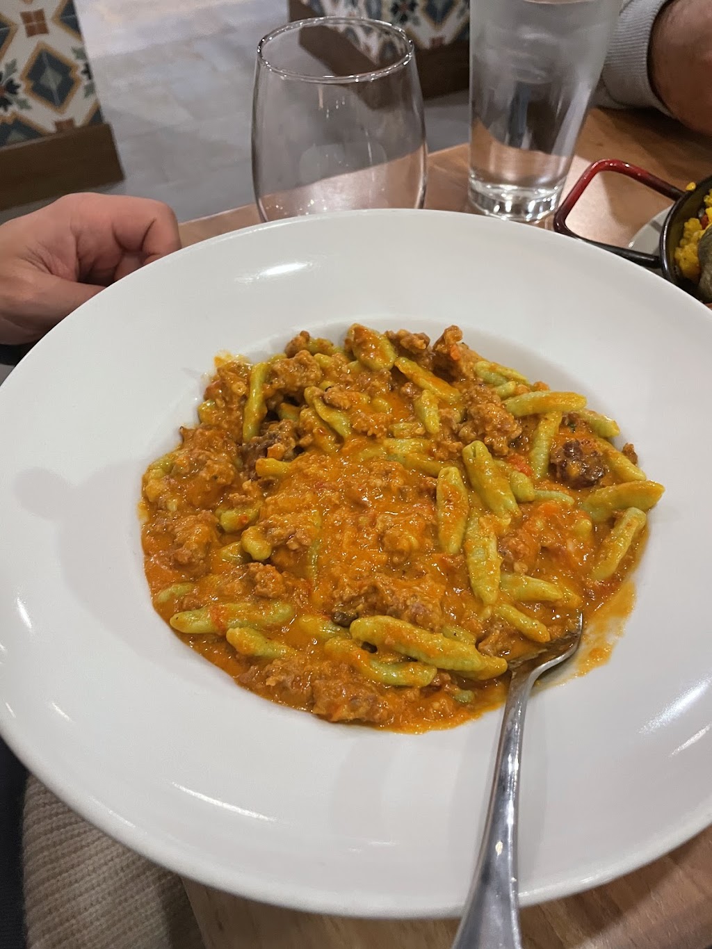 Olar Noso | restaurant | 493 Tappan Rd, Northvale, NJ 07647, USA | 2014029355 OR +1 201-402-9355