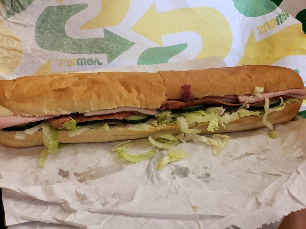 Subway | restaurant | 23546 Woodbine Ave E1-A, Keswick, ON L4P 3E9, Canada | 9054768782 OR +1 905-476-8782