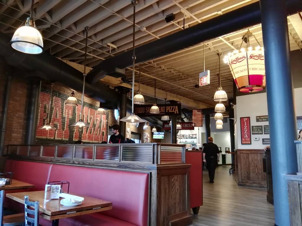 Giordanos | restaurant | 815 W Van Buren St, Chicago, IL 60607, USA | 3124211221 OR +1 312-421-1221