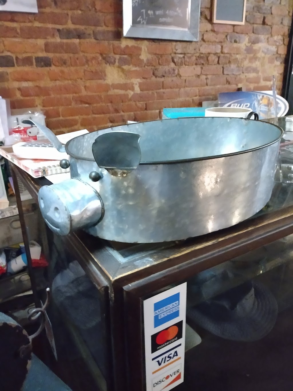 LilliMaggs Steak and Seafood | restaurant | 118 W Ct Square, Ozark, AL 36360, USA | 3344430050 OR +1 334-443-0050