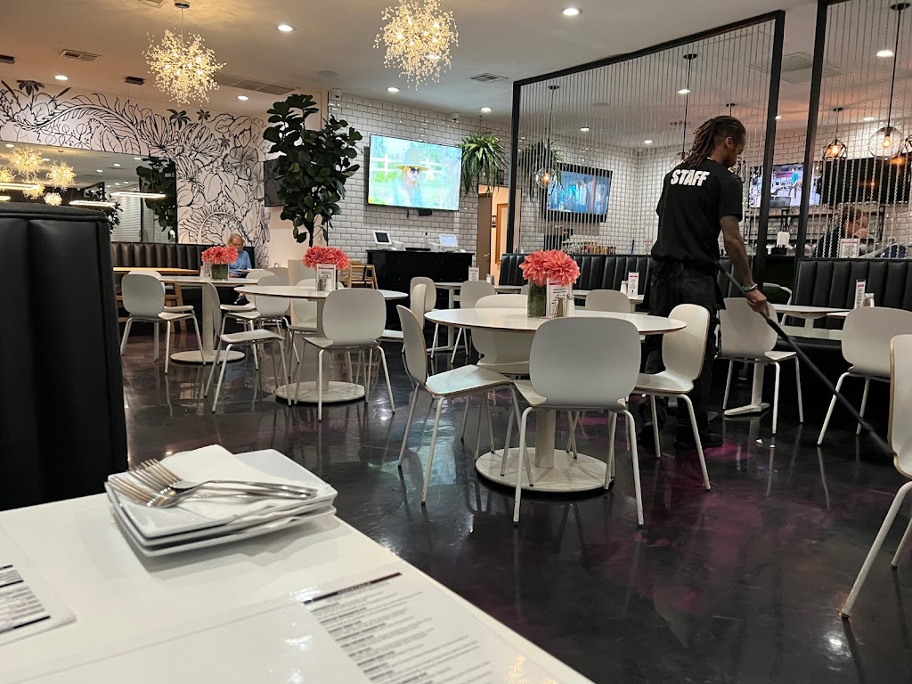 The Modern Vegan | restaurant | 700 E Naples Dr #111, Las Vegas, NV 89119, USA | 7027558127 OR +1 702-755-8127