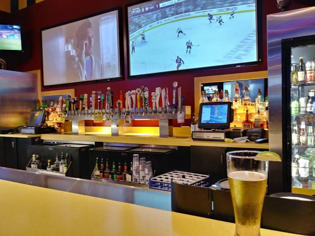 Buffalo Wild Wings | restaurant | 1576 S Azusa Ave, City of Industry, CA 91748, USA | 6268106479 OR +1 626-810-6479