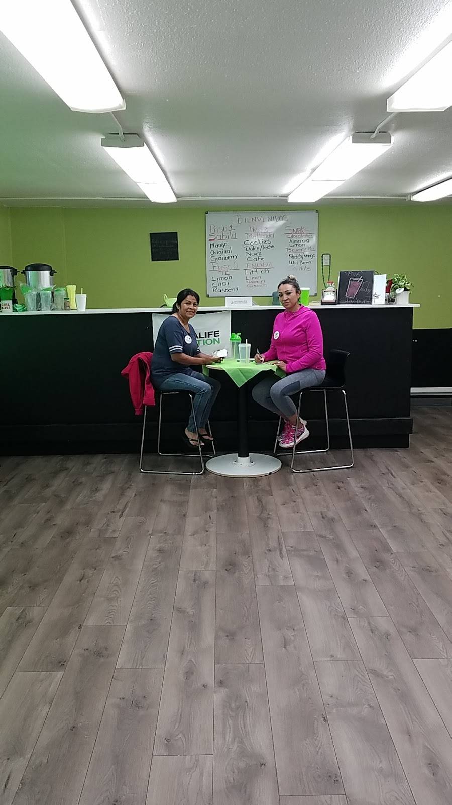 Balance Nutrition Herbalife | restaurant | 18008 Bothell Everett Hwy unit c, Bothell, WA 98012, USA | 4257801563 OR +1 425-780-1563