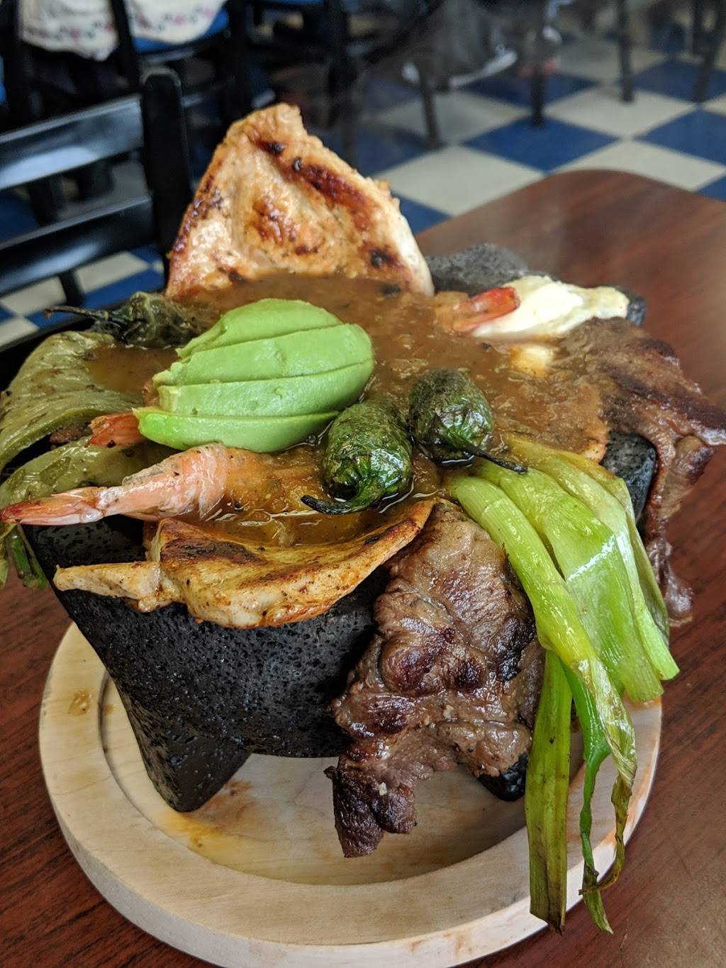 Mariscos El canto de las Sirenas | restaurant | 2055 G N Perris Blvd, Perris, CA 92571, USA | 9515917777 OR +1 951-591-7777