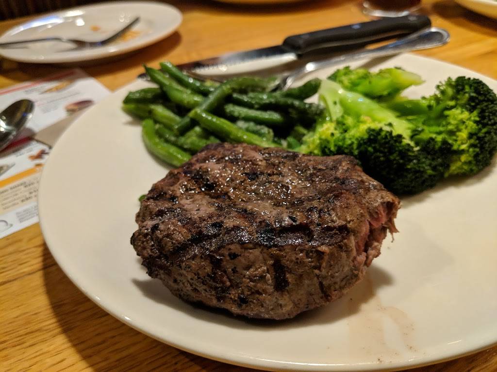 Applebees Grill + Bar | restaurant | 50 Drum Hill Rd, Chelmsford, MA 01824, USA | 9784522546 OR +1 978-452-2546