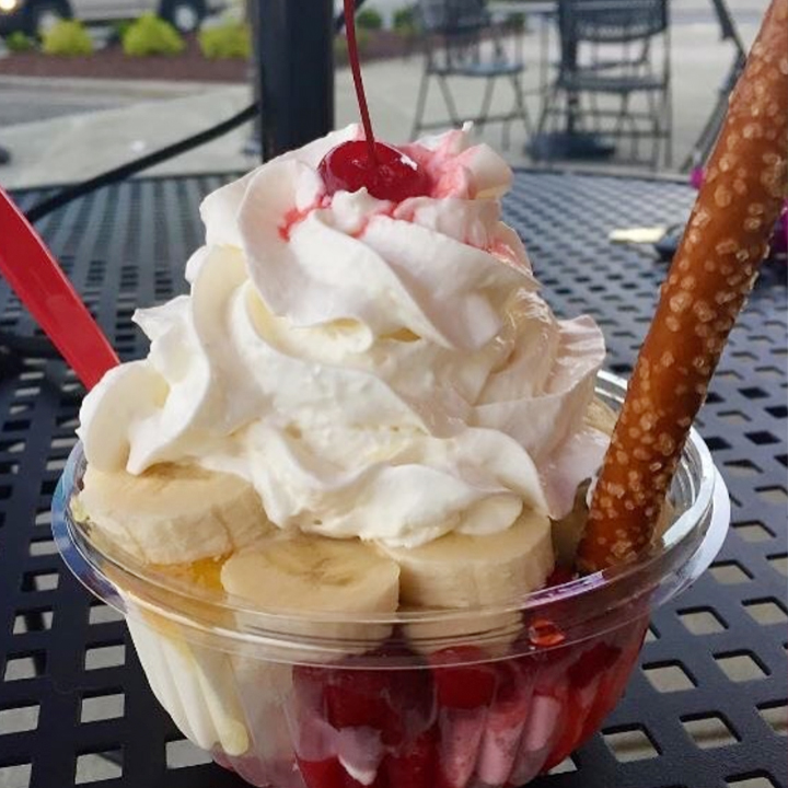 Brusters Real Ice Cream | bakery | 6613 Watts Rd, Haymarket, VA 20169, USA | 7038959009 OR +1 703-895-9009