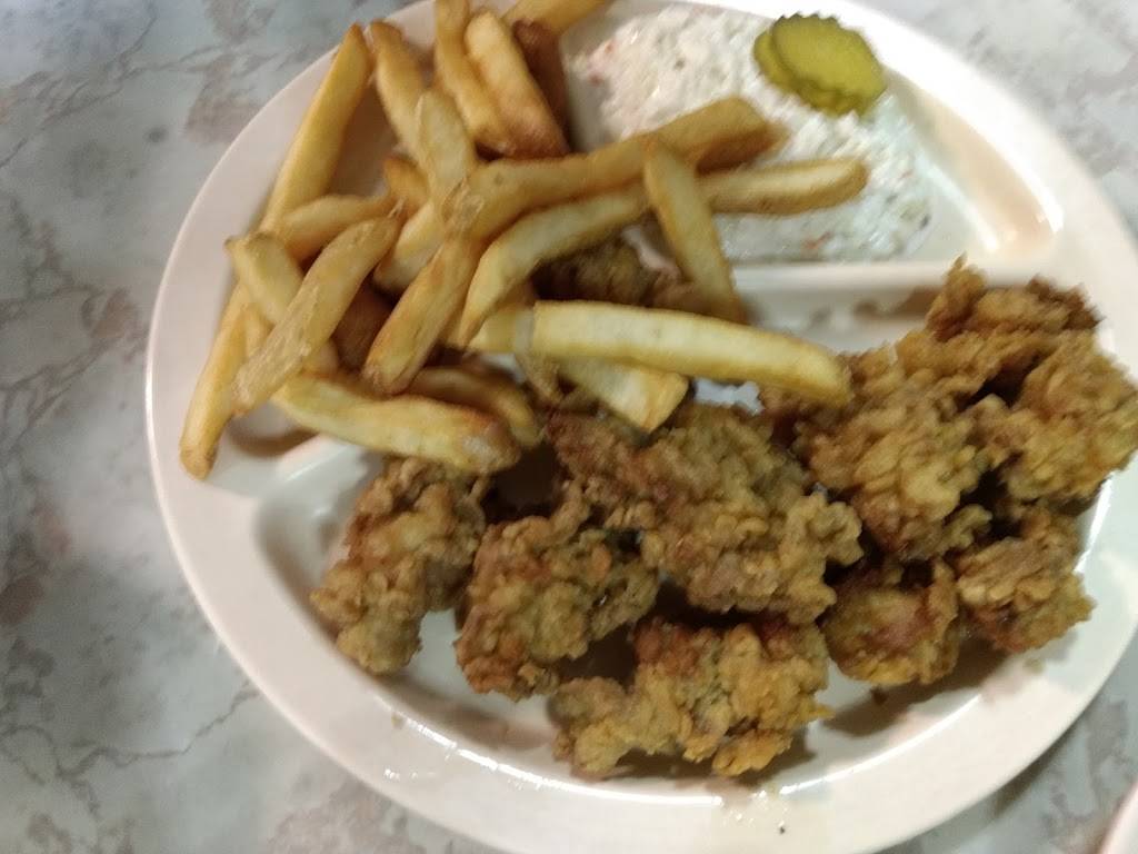 Twin Tops Fish Camp | restaurant | 4574 S New Hope Rd, Gastonia, NC 28056, USA | 7048252490 OR +1 704-825-2490