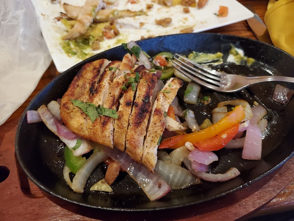 Naty’s Mexican Bar & Grill | restaurant | 8170 Silverbrook Rd, Lorton, VA 22079, USA | 7035513174 OR +1 703-551-3174