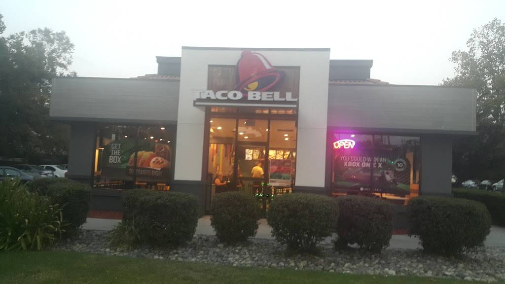 Taco Bell | meal takeaway | 1298 Winchester Blvd, San Jose, CA 95128, USA | 4082412657 OR +1 408-241-2657