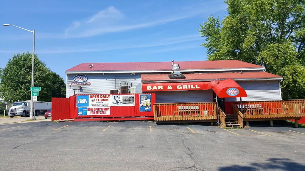 Good Sport Bar and Grill | restaurant | 149 E 6th St, St Charles, MN 55972, USA | 5079326963 OR +1 507-932-6963