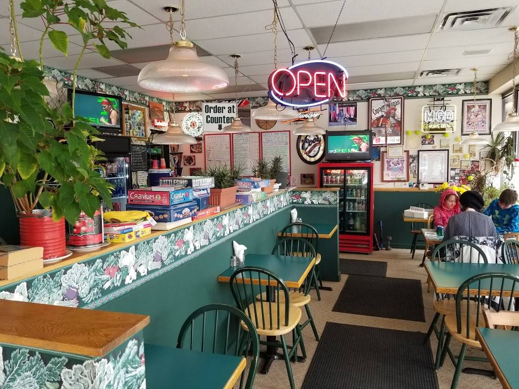 Chicago Pizza | meal delivery | 1031 S Frontage Rd W, Vail, CO 81657, USA | 9704767000 OR +1 970-476-7000