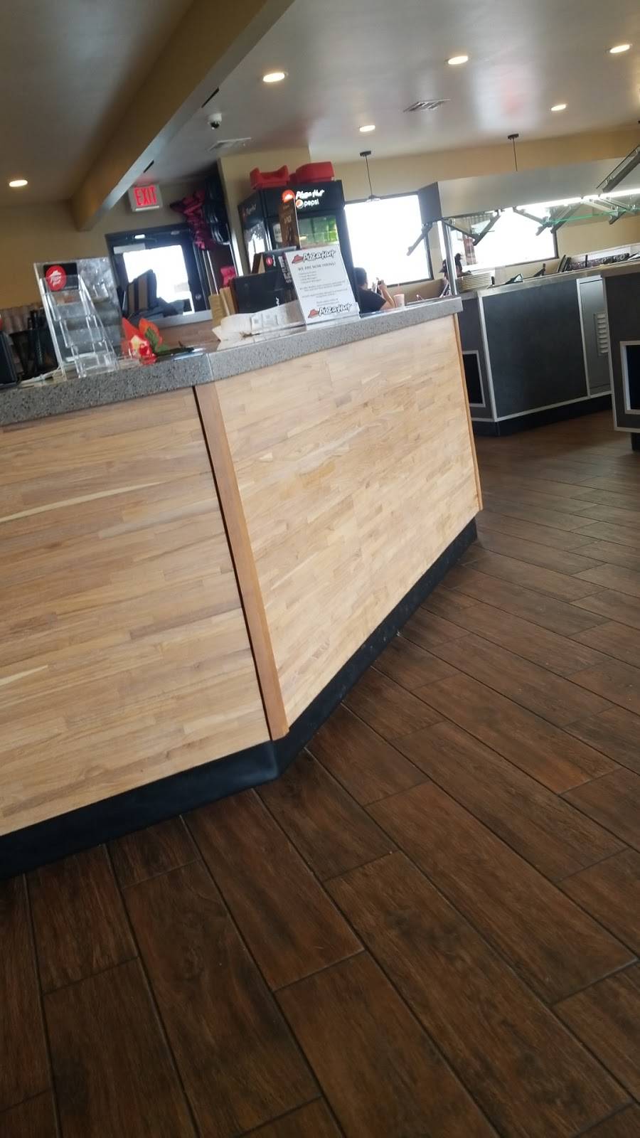 Pizza Hut | meal delivery | 2540 Main St NE, Los Lunas, NM 87031, USA | 5058654487 OR +1 505-865-4487