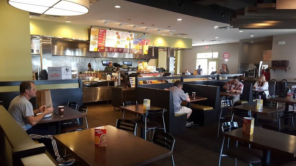 Noodles and Company | restaurant | 1225 S Hurstbourne Pkwy, Louisville, KY 40222, USA | 5026320102 OR +1 502-632-0102