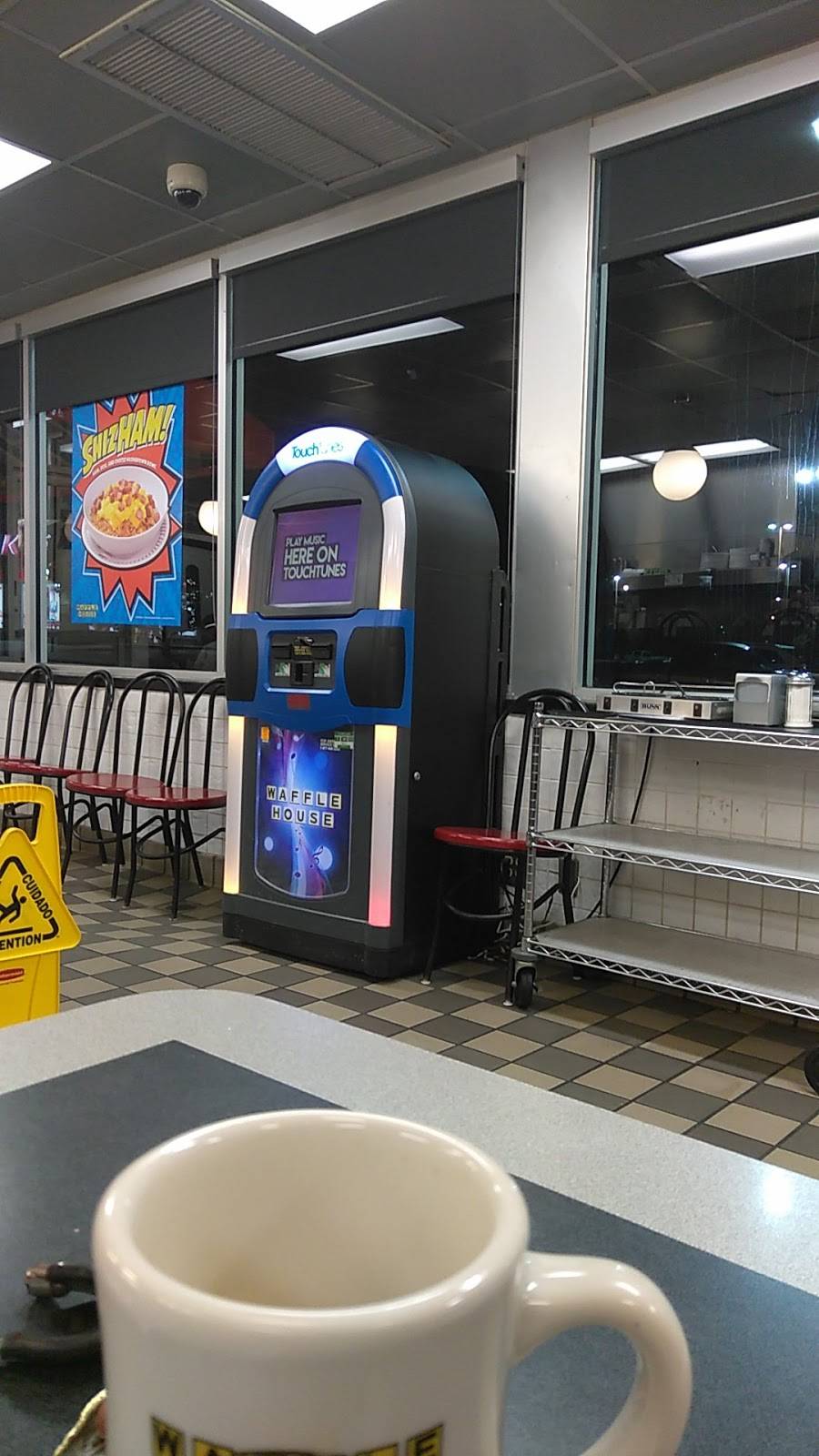 Waffle House | meal takeaway | 604 South Hwy 17 S, North Myrtle Beach, SC 29582, USA | 8432723855 OR +1 843-272-3855