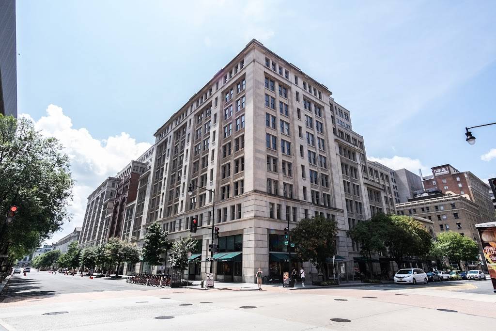 Cosi | meal takeaway | 1001 Pennsylvania Ave NW, Washington, DC 20004, USA | 2026280602 OR +1 202-628-0602