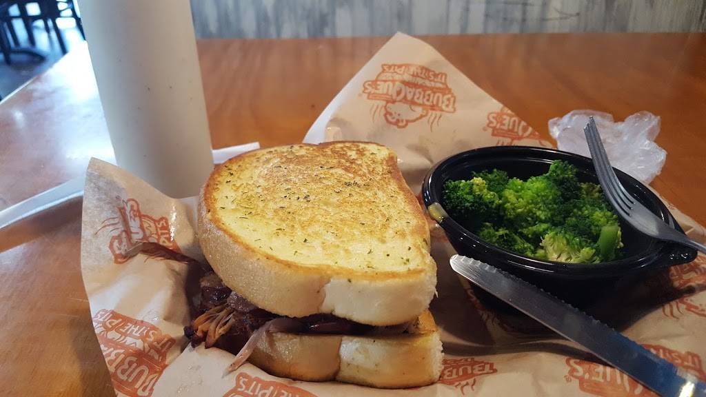 BubbaQues 6001 | restaurant | 1306 N Young Blvd, Chiefland, FL 32626, USA | 3524934227 OR +1 352-493-4227