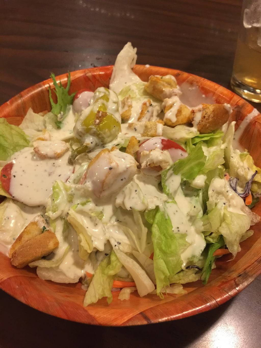 Ravanellis Restaurant | restaurant | 3 American Vlg, Granite City, IL 62040, USA | 6188778000 OR +1 618-877-8000