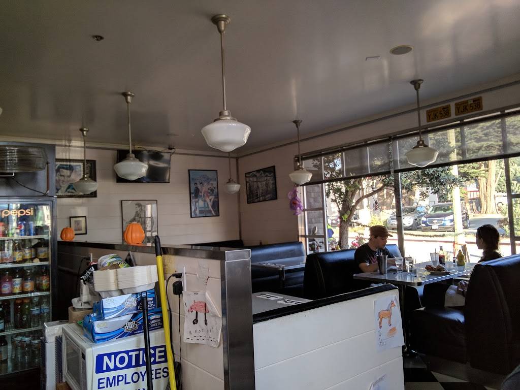 Rockn Robs Famous Burgers | restaurant | 450 Dondee St #1, Pacifica, CA 94044, USA | 6503593663 OR +1 650-359-3663