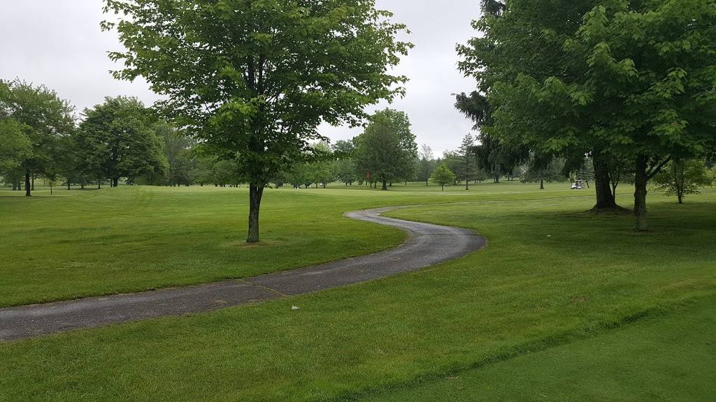 Salem Hills Golf & Country Club | restaurant | 12688 S Salem-Warren Rd, Salem, OH 44460, USA | 3303378033 OR +1 330-337-8033