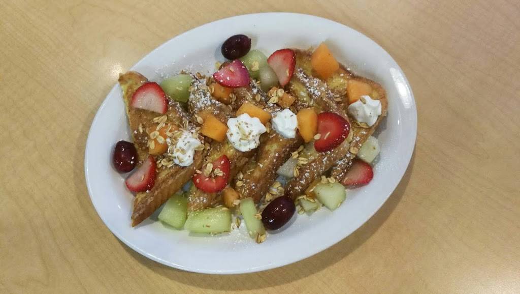 Daytime Grill | restaurant | 1860 Appleby Line, Burlington, ON L7L 6A1, Canada | 9053325100 OR +1 905-332-5100