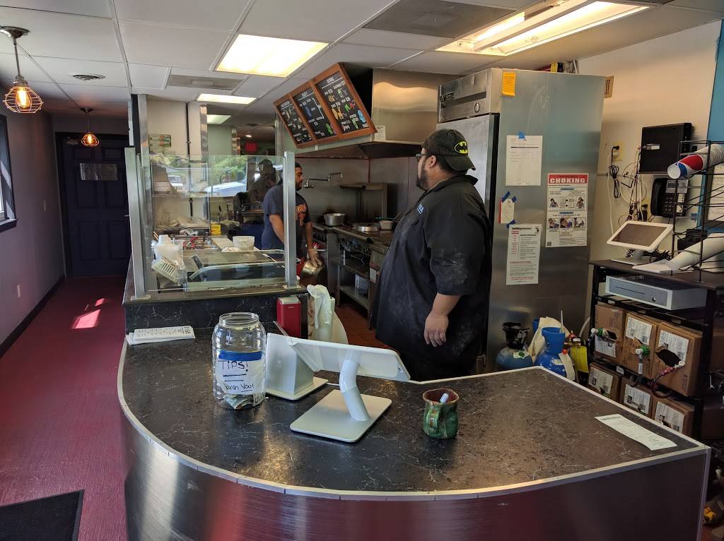 BYOB - Build Your Own Burrito | restaurant | 26068 Huron River Dr, Flat Rock, MI 48134, USA | 7347897104 OR +1 734-789-7104